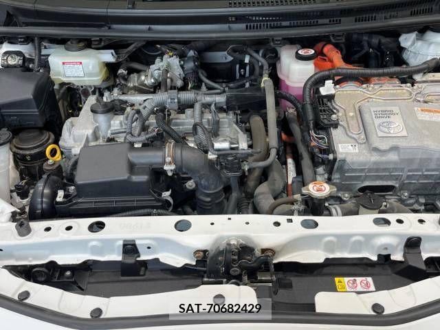Toyota AQUA 2019-07 389307-18