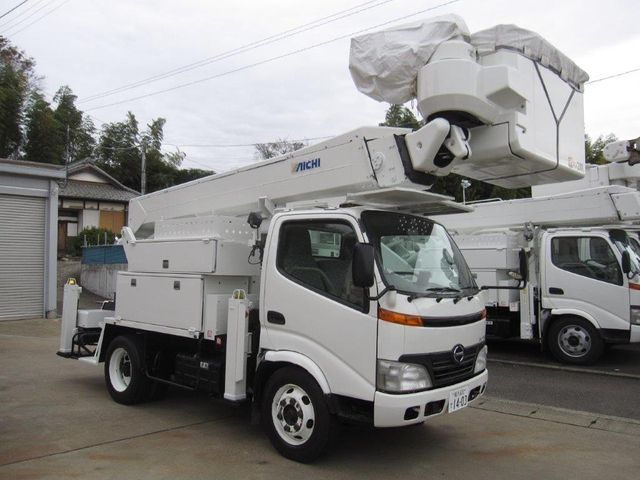 Hino DUTRO 2008-08 182543-0