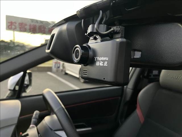 Subaru WRX STI 2016-11 187260-12