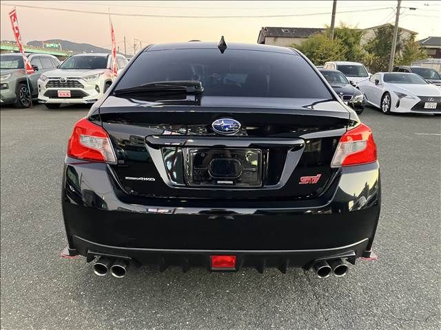 Subaru WRX STI 2016-11 187260-15