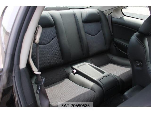 Nissan SKYLINE COUPE 2008-01 215395-14
