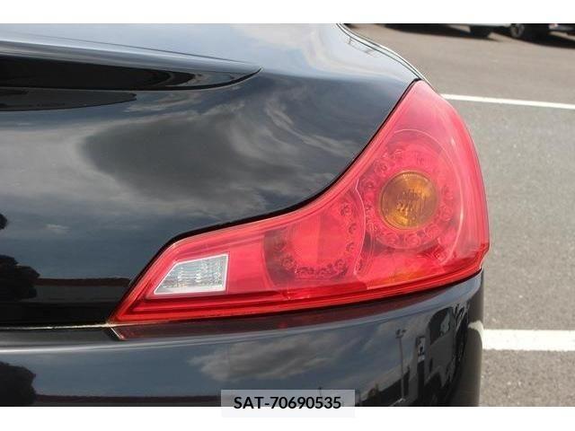 Nissan SKYLINE COUPE 2008-01 215395-11