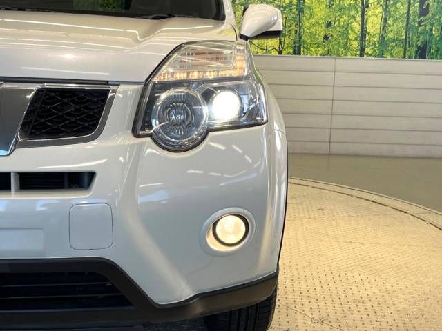 Nissan X-TRAIL 2012-04 8181-12