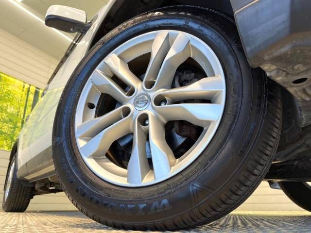 Nissan X-TRAIL 2012-04 8181-13