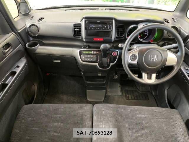 Honda N BOX 2015-06 306583-1