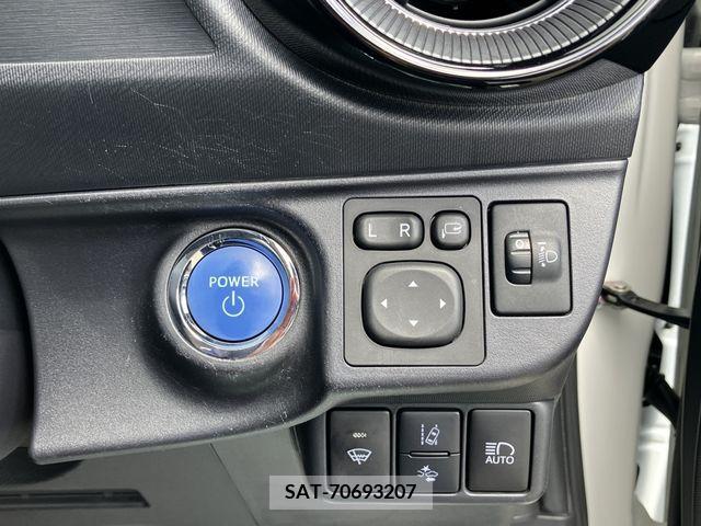 Toyota AQUA 2019-01 328313-10