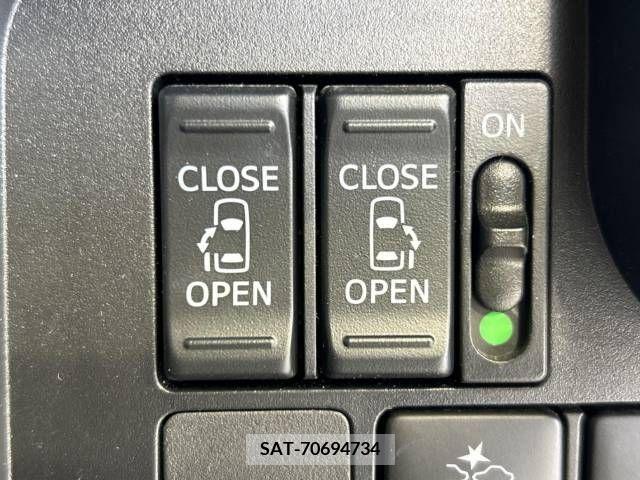 Toyota ROOMY 2018-02 219393-6