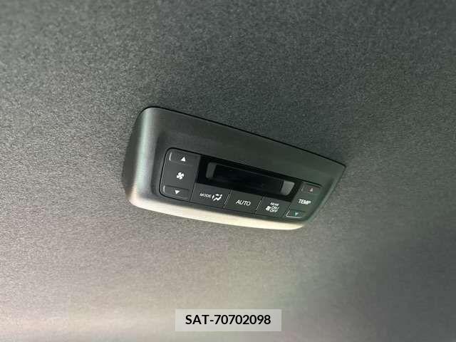 Honda STEP WGN 2024-04 324728-9
