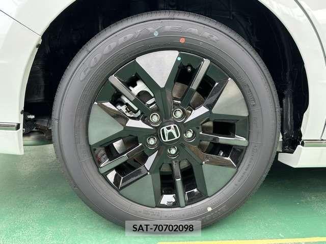 Honda STEP WGN 2024-04 324728-17