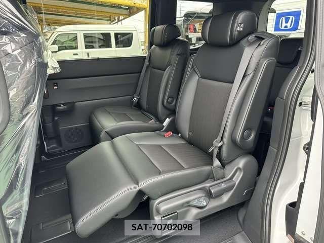 Honda STEP WGN 2024-04 324728-5