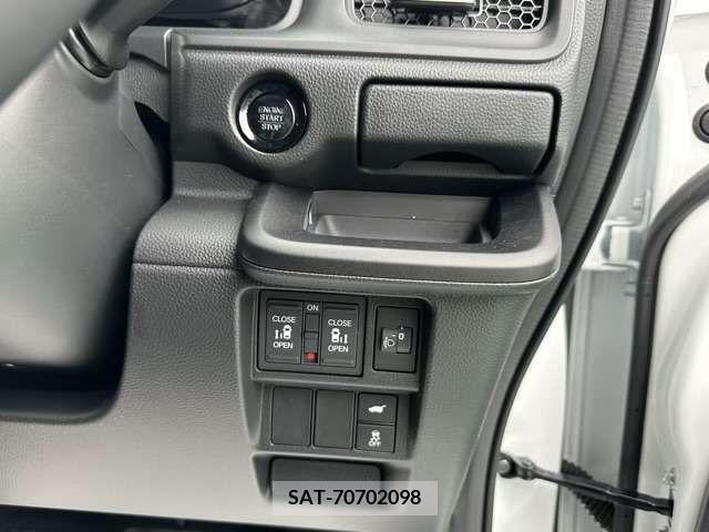 Honda STEP WGN 2024-04 324728-19