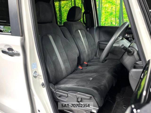 Honda N BOX CUSTOM 2023-03 279147-8