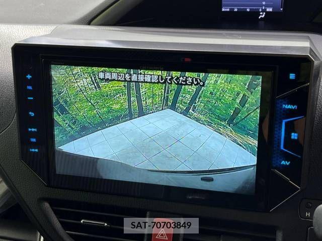 Toyota VOXY 2018-07 290993-3