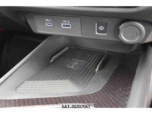 Nissan AURA 2023-05 341329-10