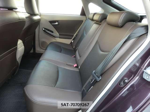 Toyota PRIUS 2013-03 385862-9