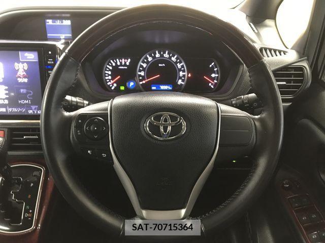 Toyota VOXY 2015-03 217936-19