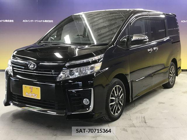 Toyota VOXY 2015-03 217936-12