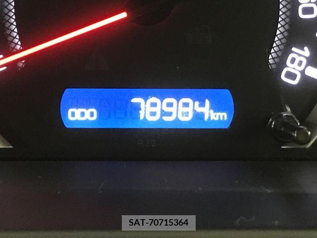 Toyota VOXY 2015-03 217936-4