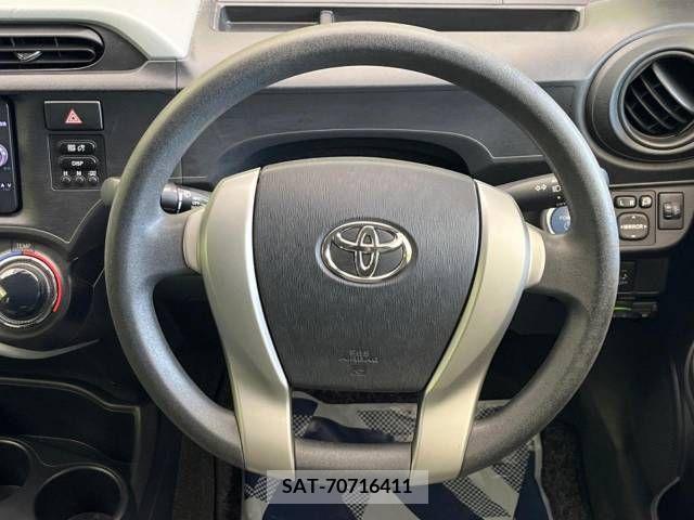 Toyota AQUA 2013-09 356298-11