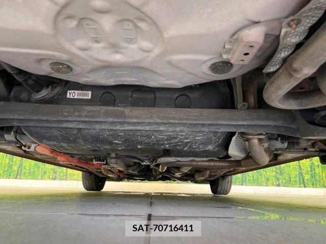 Toyota AQUA 2013-09 356298-18