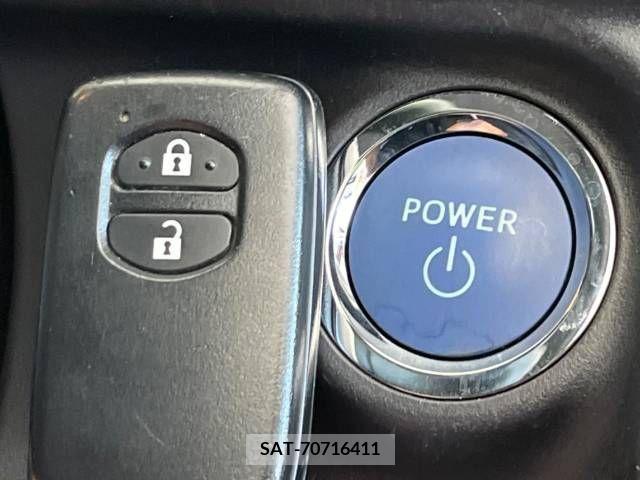 Toyota AQUA 2013-09 356298-4