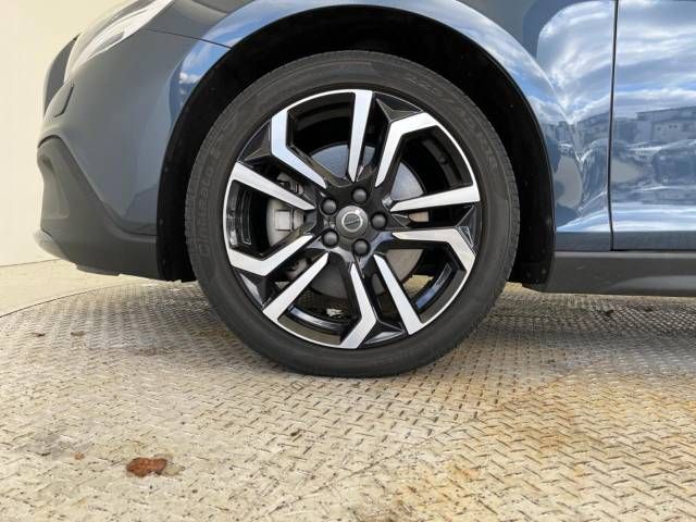 Volvo CROSS COUNTRY 2018-02 7754-13
