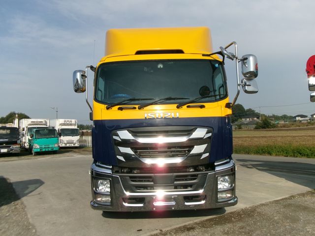 Isuzu GIGA 2016-09 12491-1
