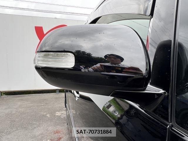 Toyota VELLFIRE 2009-11 381935-24