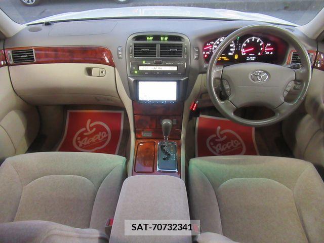 Toyota CELSIOR 2001-02 202636-1