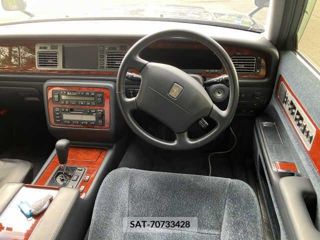 Toyota CENTURY 2014-09 357725-1