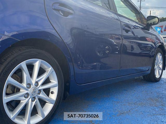 Toyota PRIUS ALPHA 2012-02 382535-9