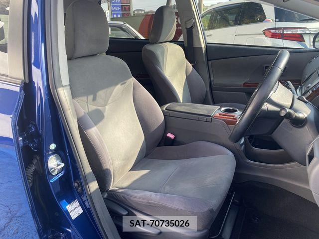 Toyota PRIUS ALPHA 2012-02 382535-13