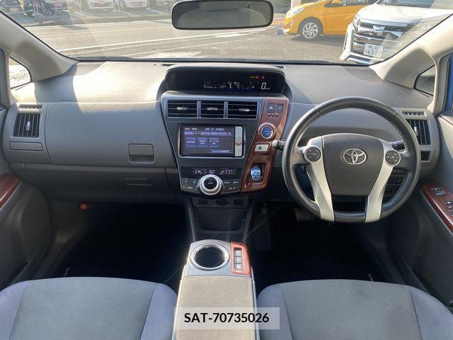 Toyota PRIUS ALPHA 2012-02 382535-11
