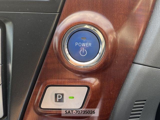 Toyota PRIUS ALPHA 2012-02 382535-20