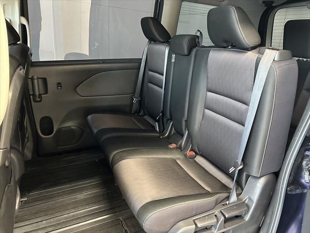 Nissan SERENA 2016-12 193098-23
