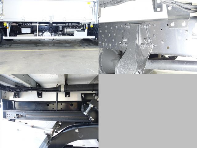 MITSUBISHI FUSO Fighter 2017-08 3594-13