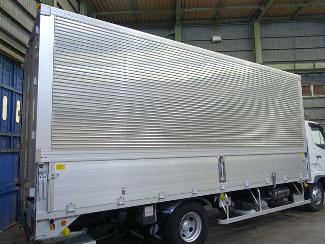 MITSUBISHI FUSO Fighter 2017-08 3594-5