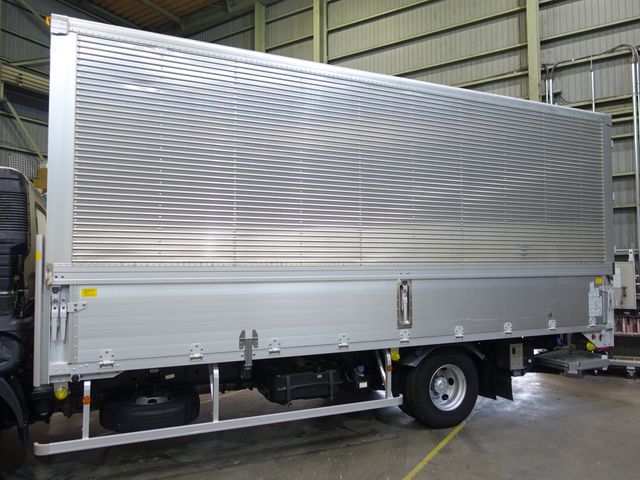 MITSUBISHI FUSO Fighter 2017-08 3594-7