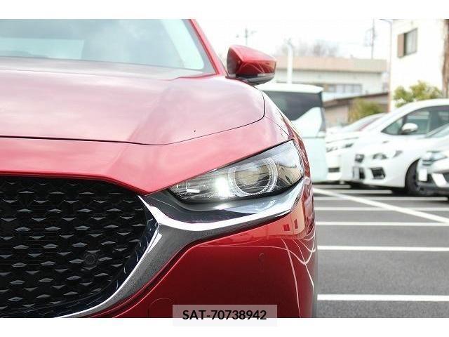 Mazda CX-30 2019-01 302097-11