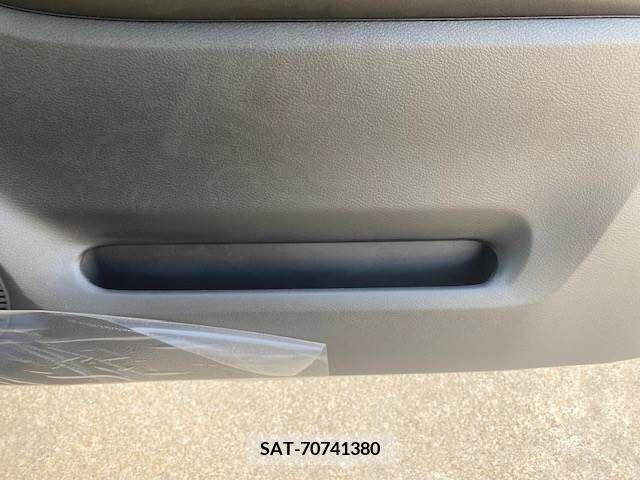 Suzuki ALTO 2022-02 260742-26
