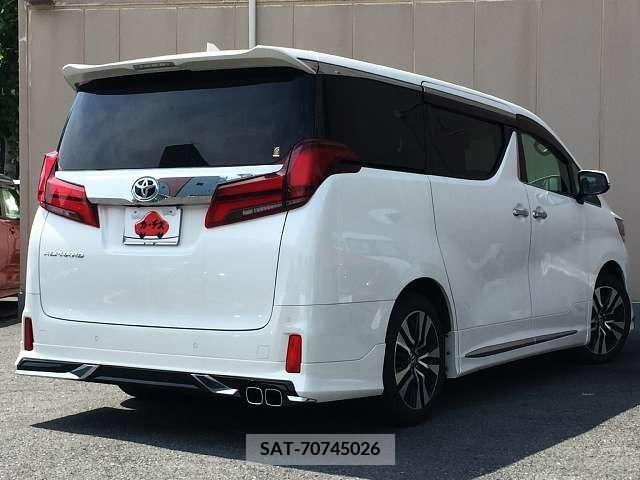 Toyota ALPHARD 2021-12 333170-2