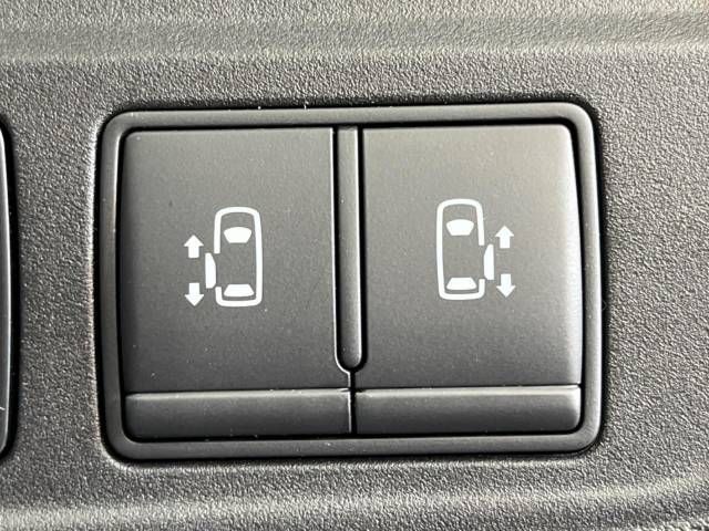 Nissan SERENA 2019-04 186432-5
