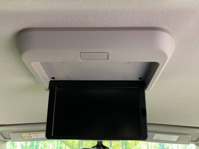 Nissan SERENA 2019-04 186432-4
