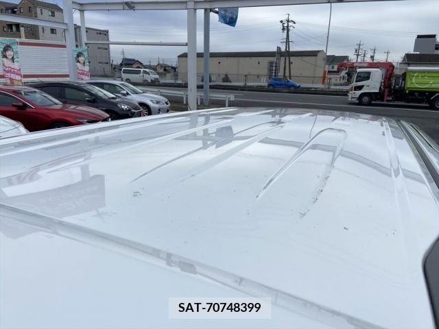 Toyota VOXY 2015-05 213373-13