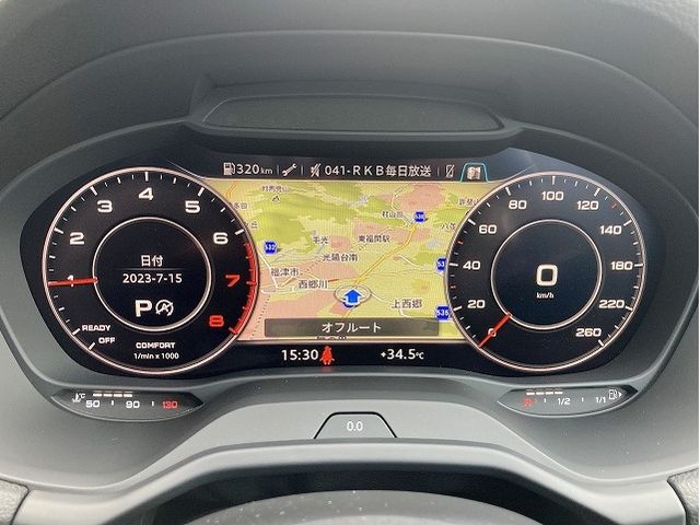 Audi Q2 2018-09 8582-7