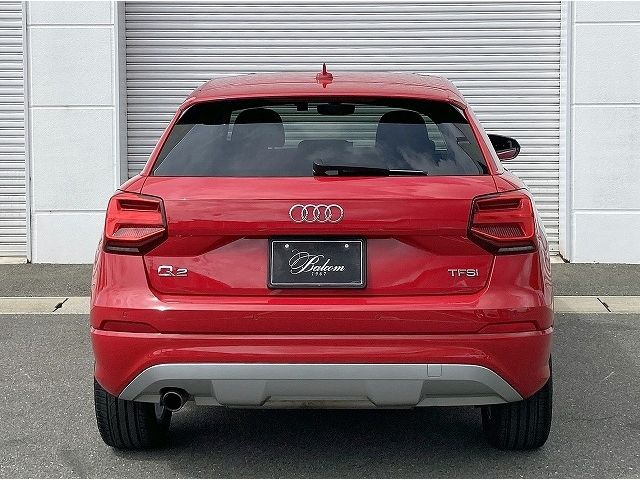 Audi Q2 2018-09 8582-19