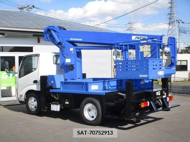 Hino DUTRO 2015-08 206870-4
