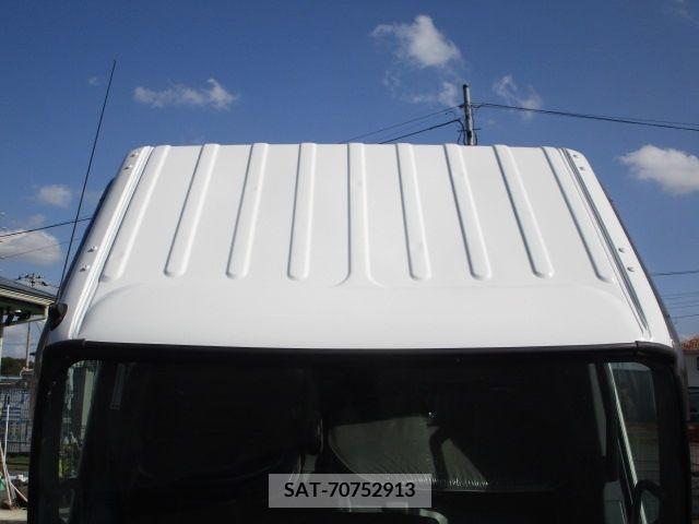 Hino DUTRO 2015-08 206870-7