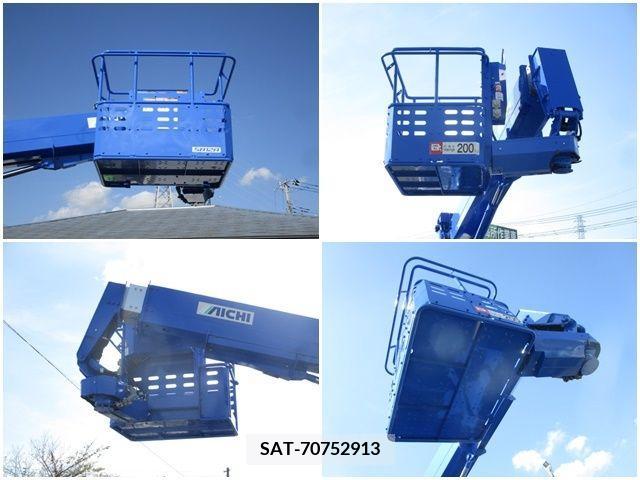 Hino DUTRO 2015-08 206870-11