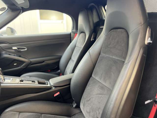 Porsche BOXSTER 2012-11 27179-15